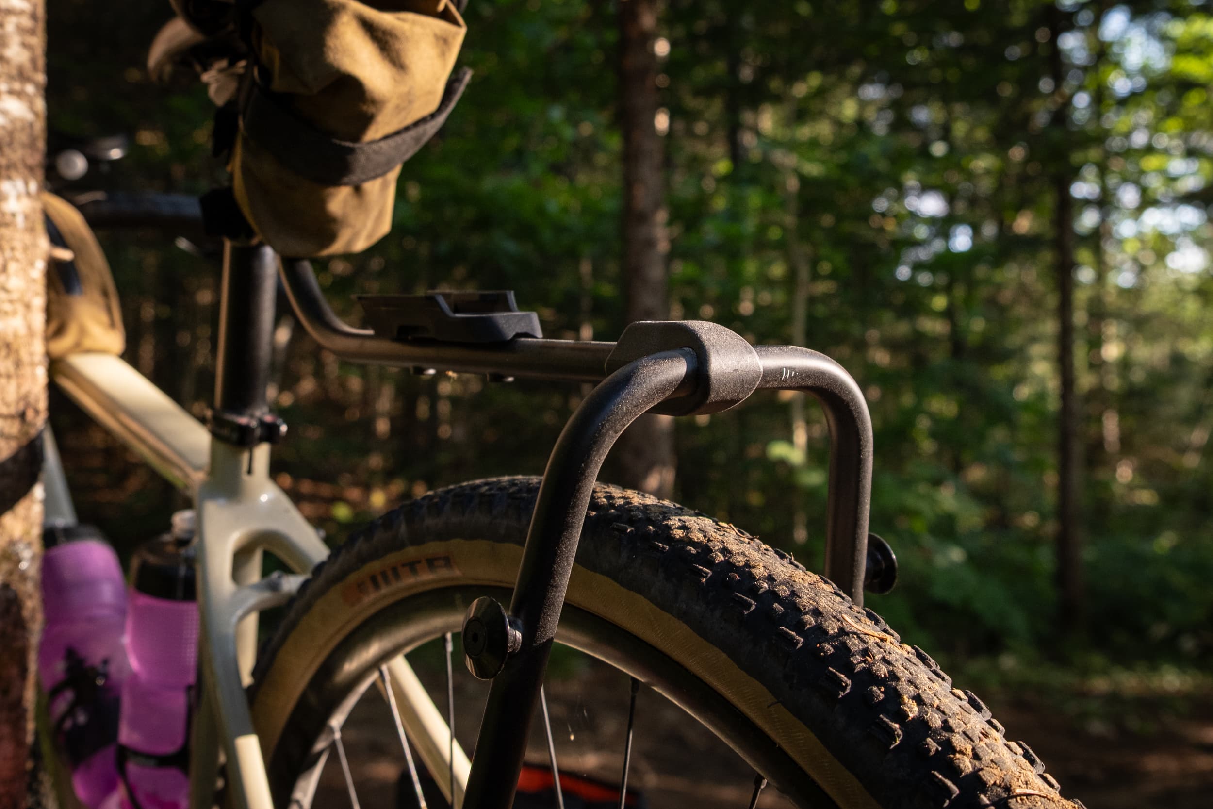 Switch Rack thru-axle secured through the front hub.