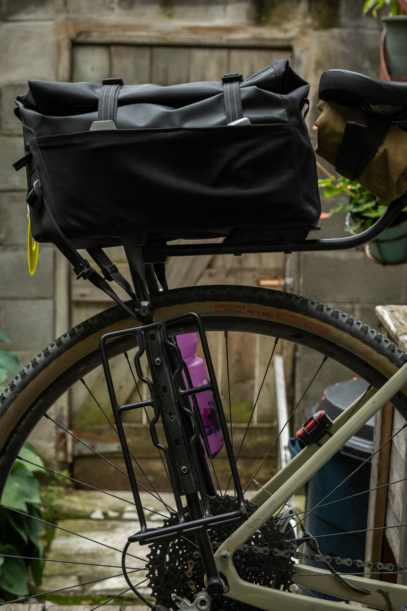 Switch Top Bag and cage mount beside the cassette.