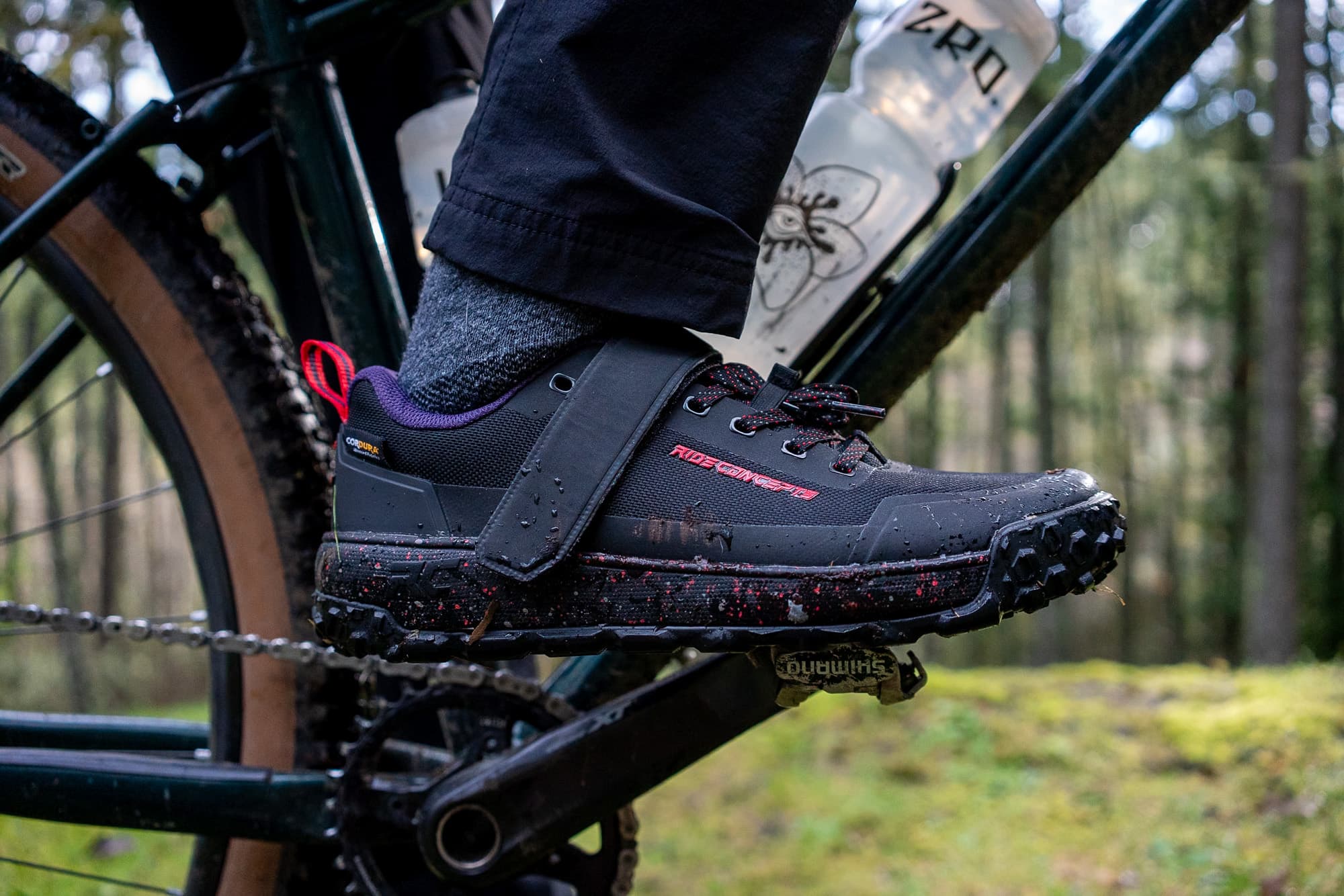 The clipless Tallacs ready to ride.