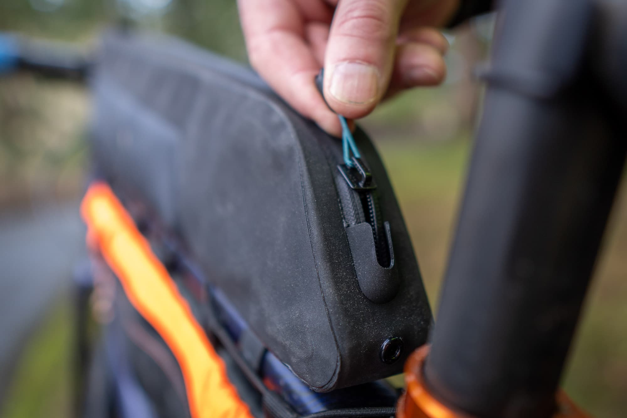 Salty unzips the Tailfin Long Top Tube Bag.