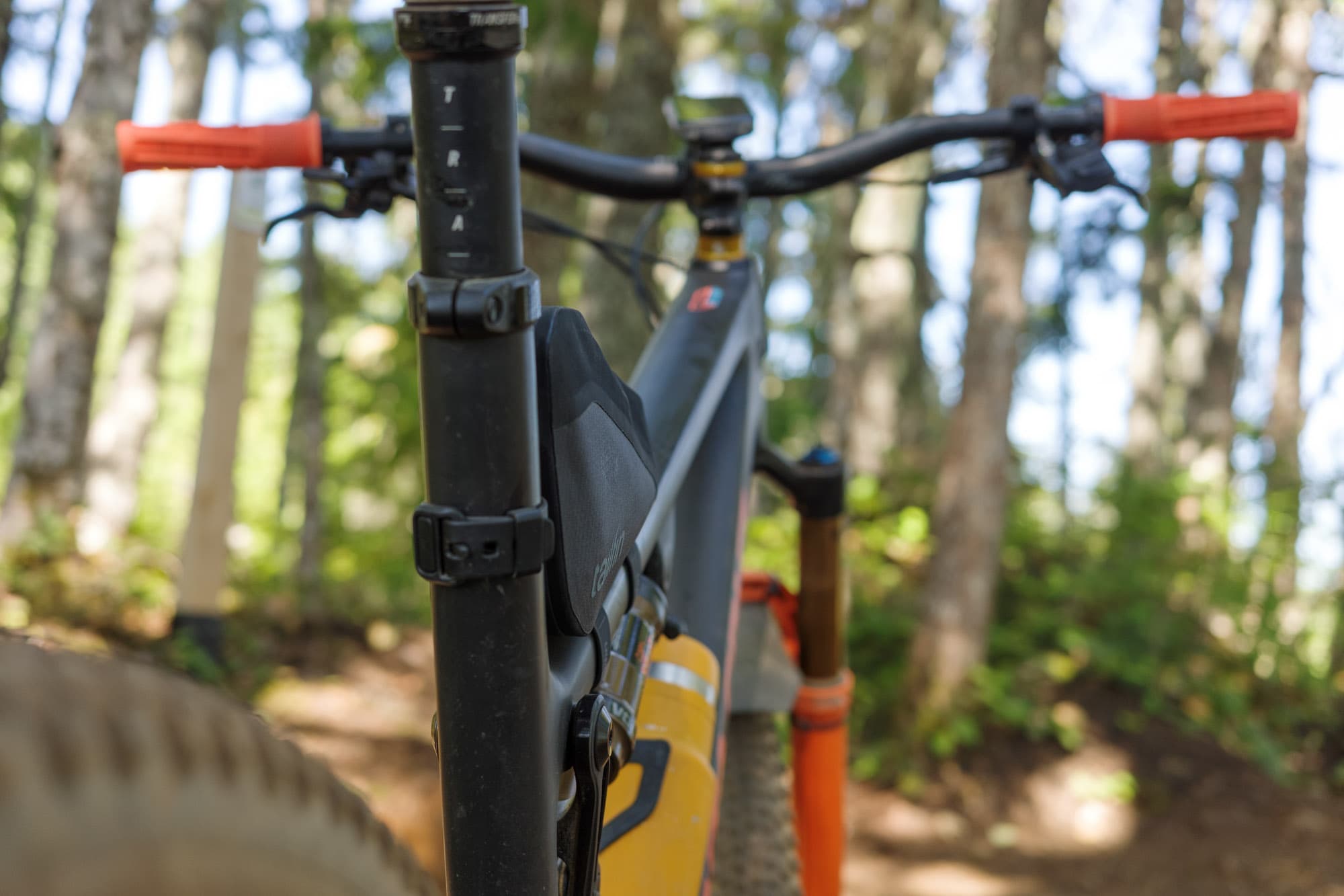 The width compared to Jeffs frame.