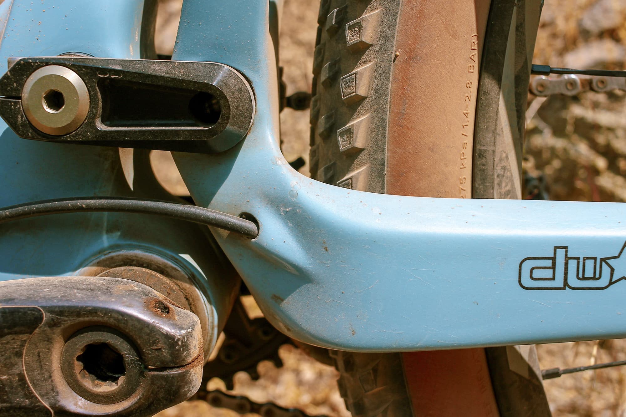 The Teravail Camrock clrearance on Rons bike.