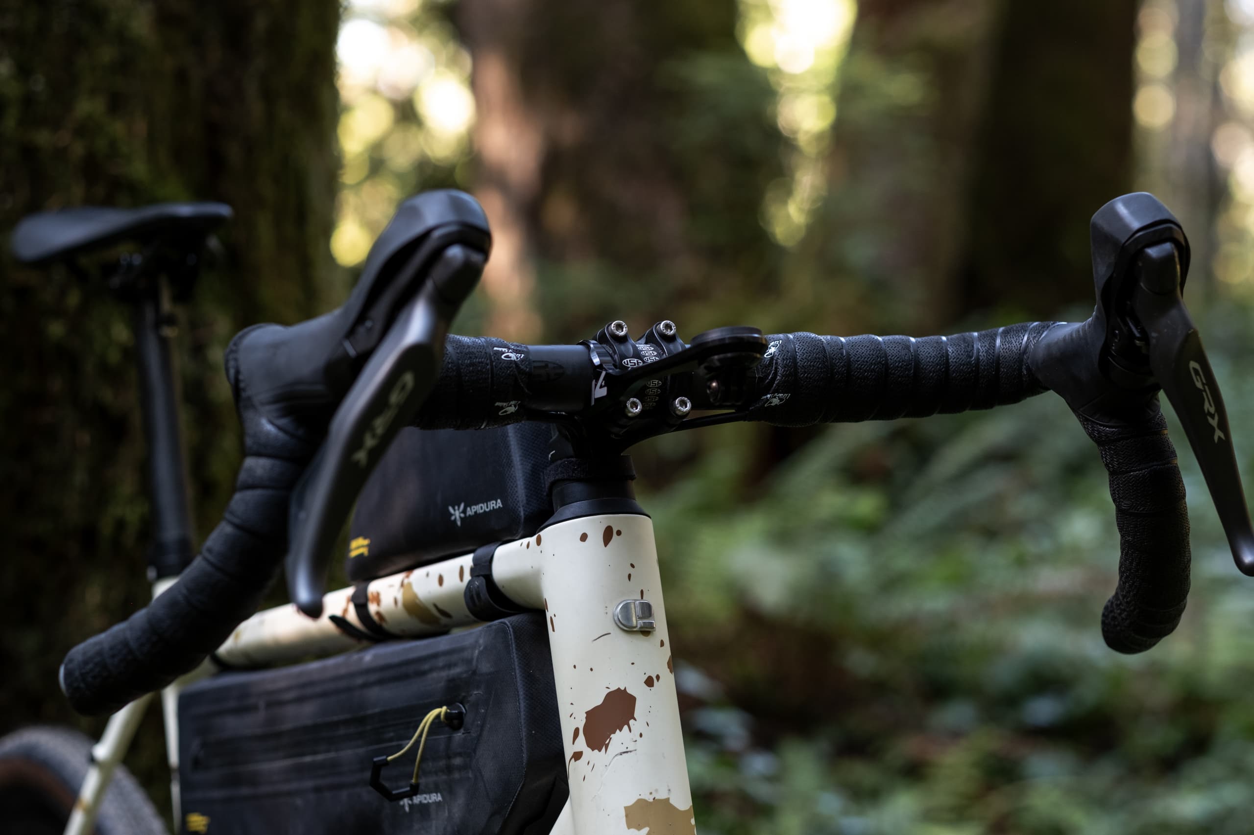 The VYBE stem and Escape bars on the Kaha.